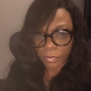 Meet your Posher, Keisha